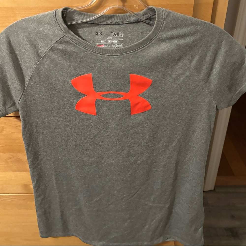 Under Armour Heather Gray Tee with Vibrant Red Logo